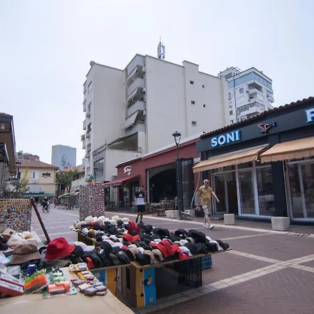 Lägenhet Tirana Central Apartment Tirana