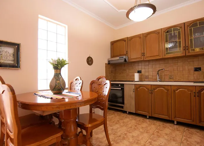 Tirana Central Apartment