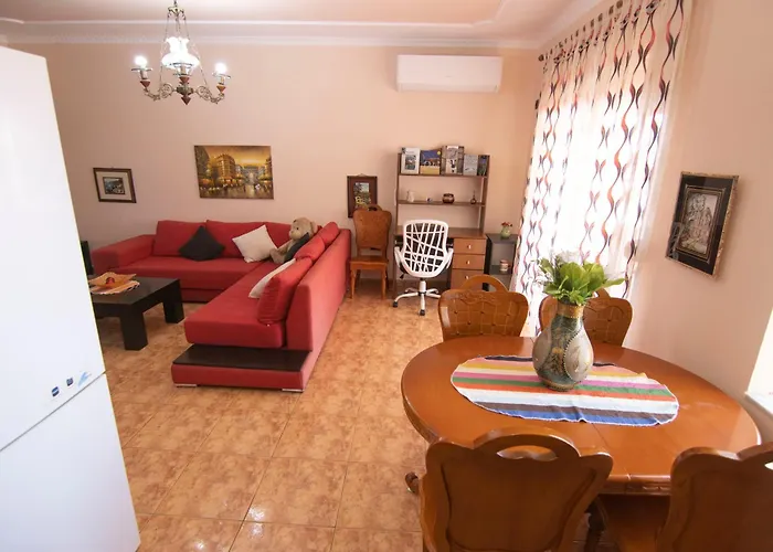 Daire Tirana Central Apartment Tiran