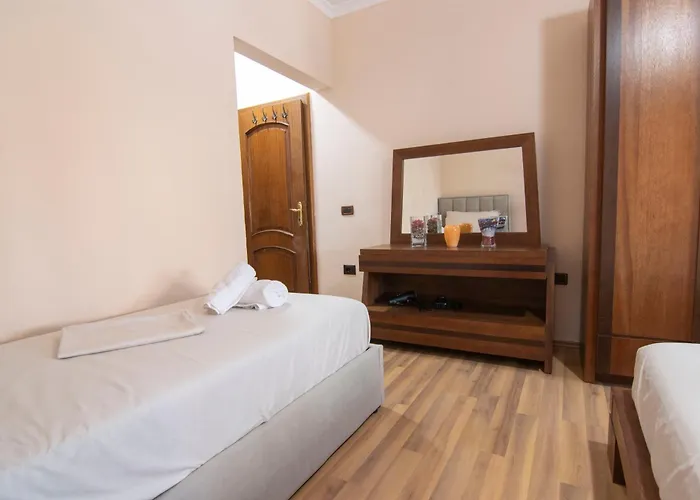 Lägenhet Tirana Central Apartment *