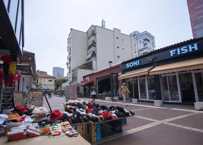Daire Tirana Central Apartment Tiran