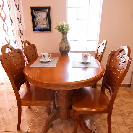 Lägenhet Tirana Central Apartment *