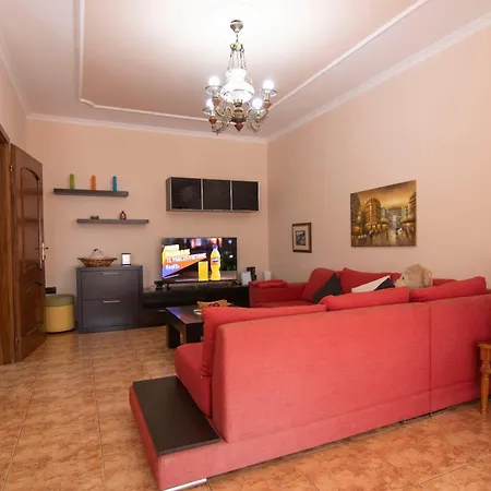 Tirana Central Apartment Apartament Tirana