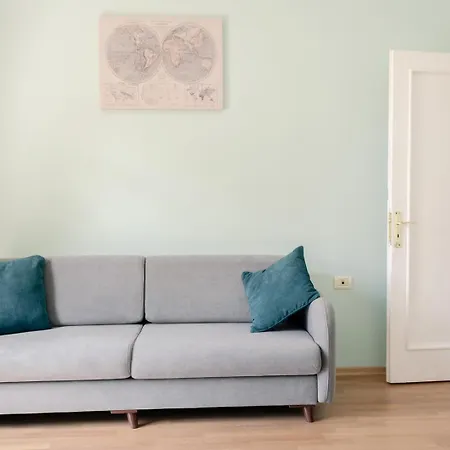 Central Tirana Apartment Apartment *